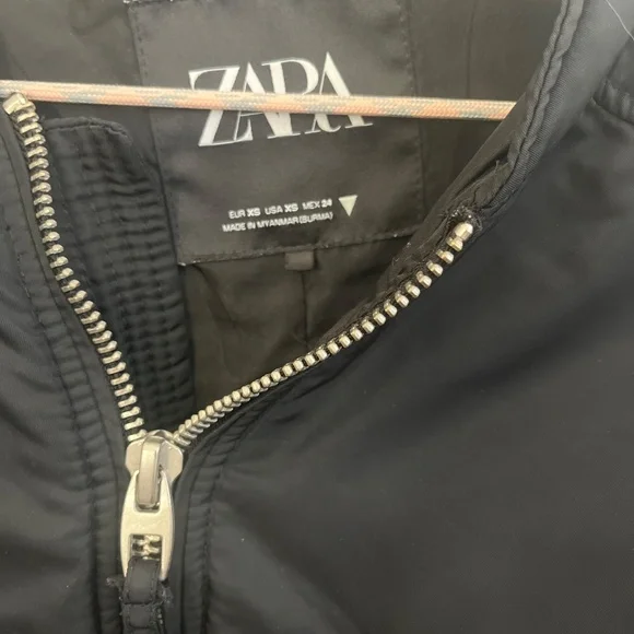 Black bomber jacket - Picture 3 of 6